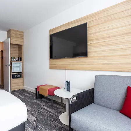 Hotel Novotel Centre 4*